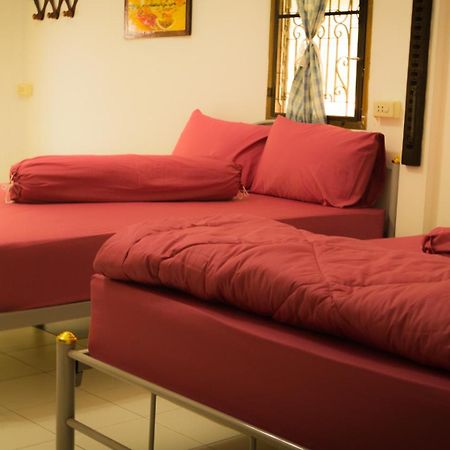 Ban Sabai Sabai Guest House Kanchanaburi Bilik gambar