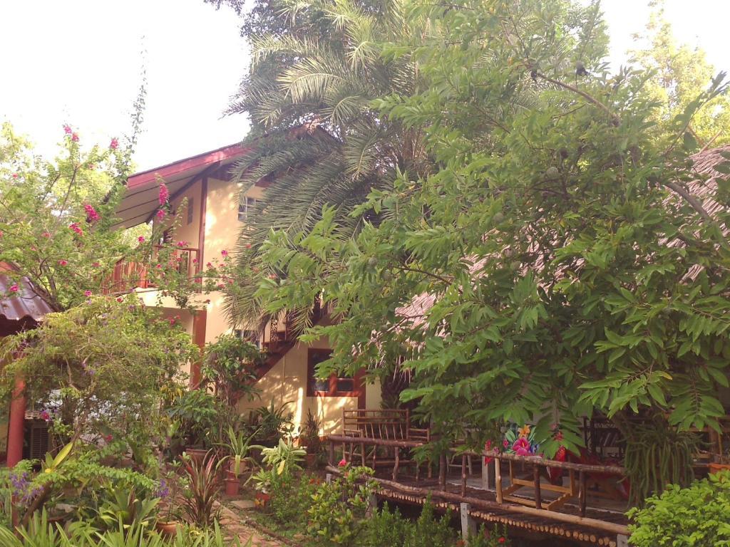 Ban Sabai Sabai Guest House Kanchanaburi Luaran gambar