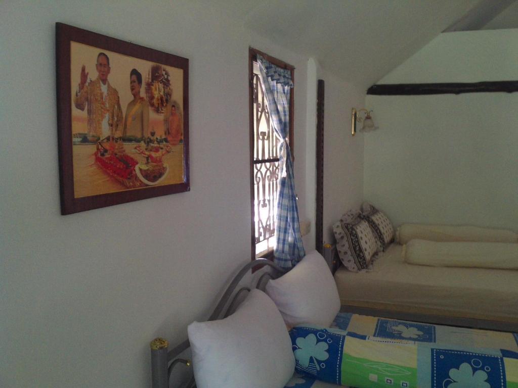Ban Sabai Sabai Guest House Kanchanaburi Bilik gambar